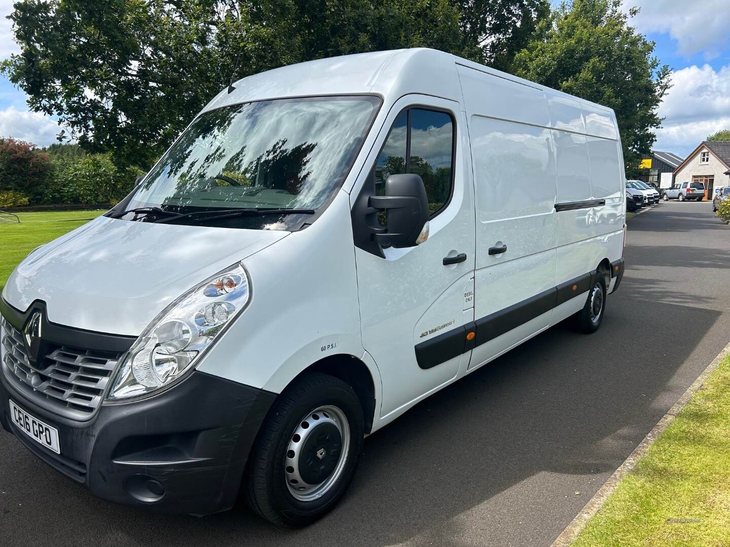 Renault Master LWB DIESEL FWD in Derry / Londonderry