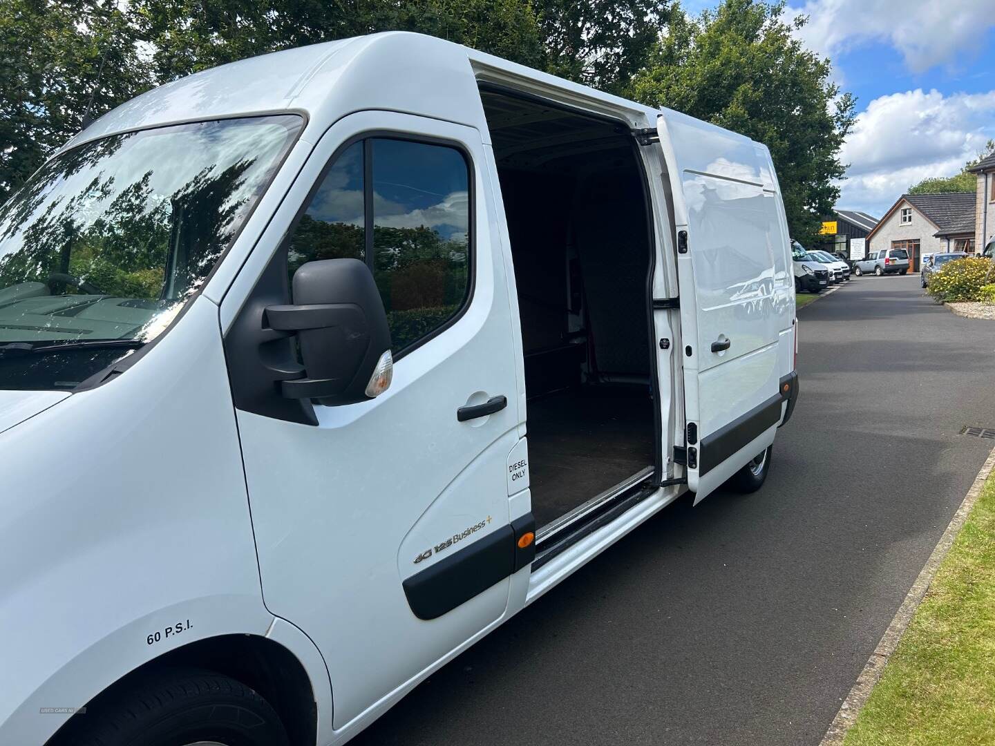 Renault Master LWB DIESEL FWD in Derry / Londonderry