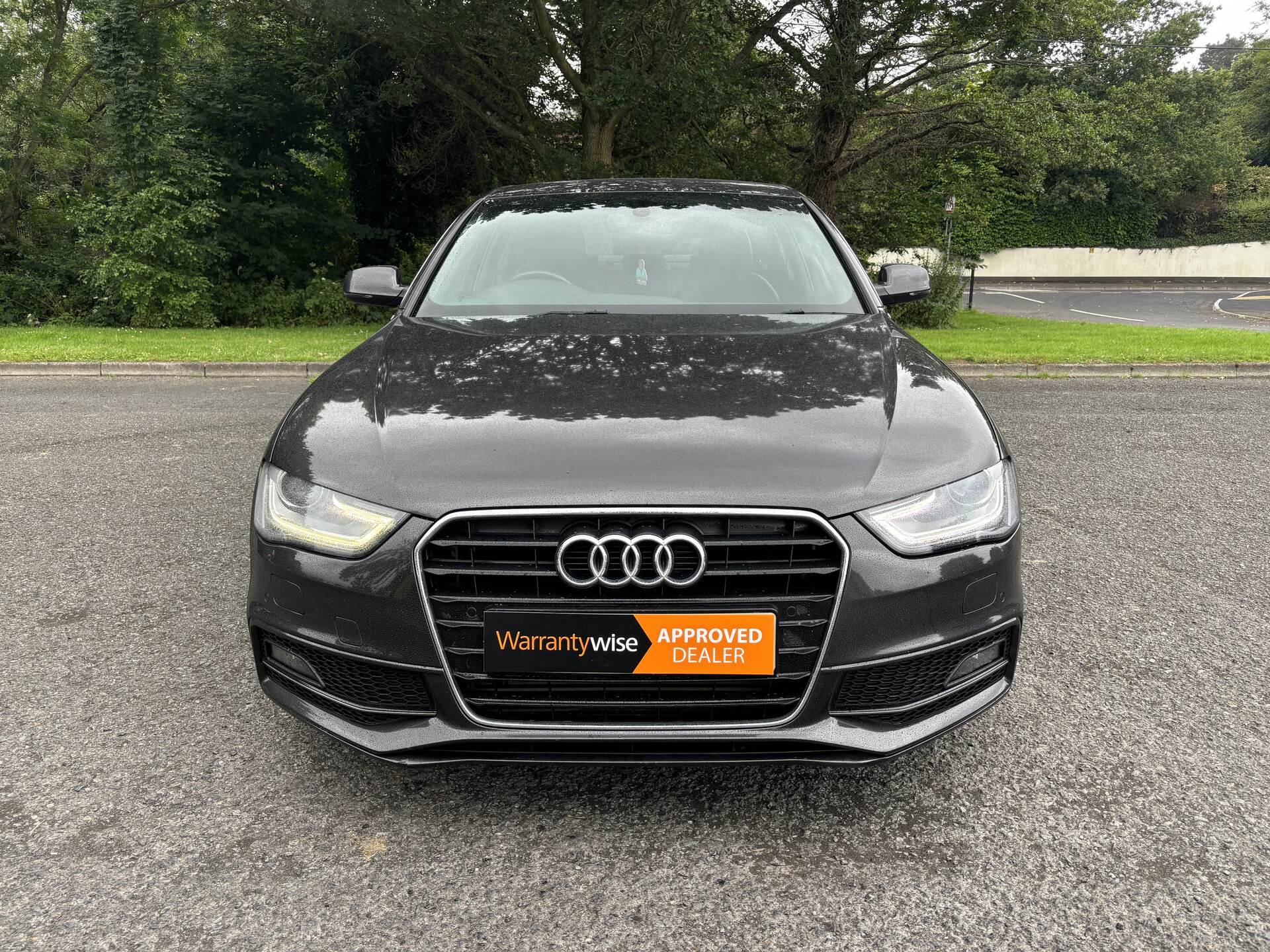 Audi A4 DIESEL SALOON in Down