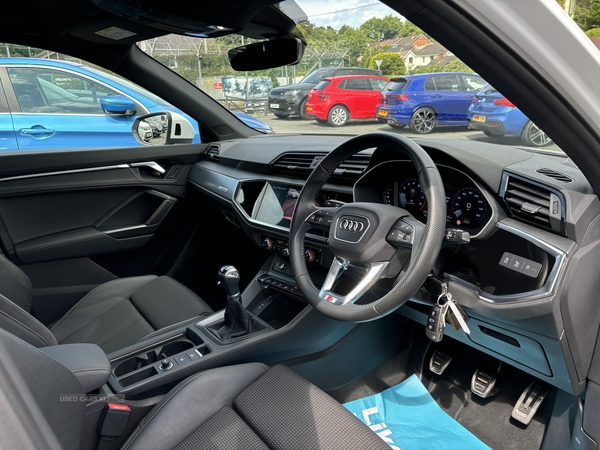 Audi Q3 ESTATE in Down