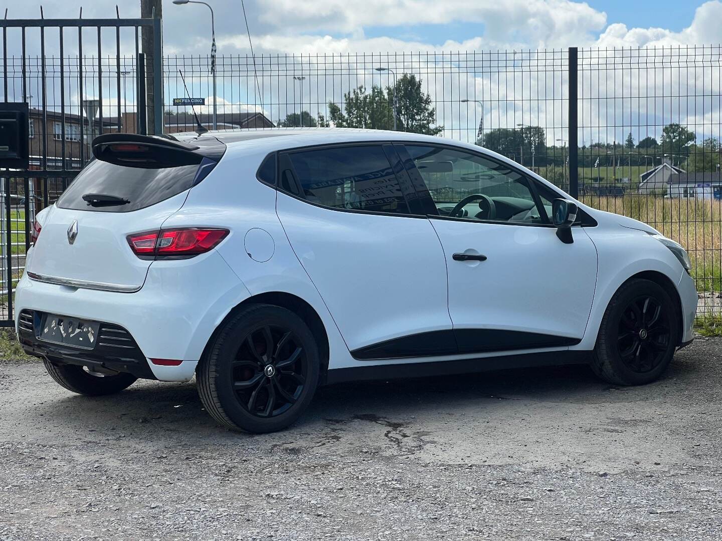 Renault Clio HATCHBACK in Tyrone