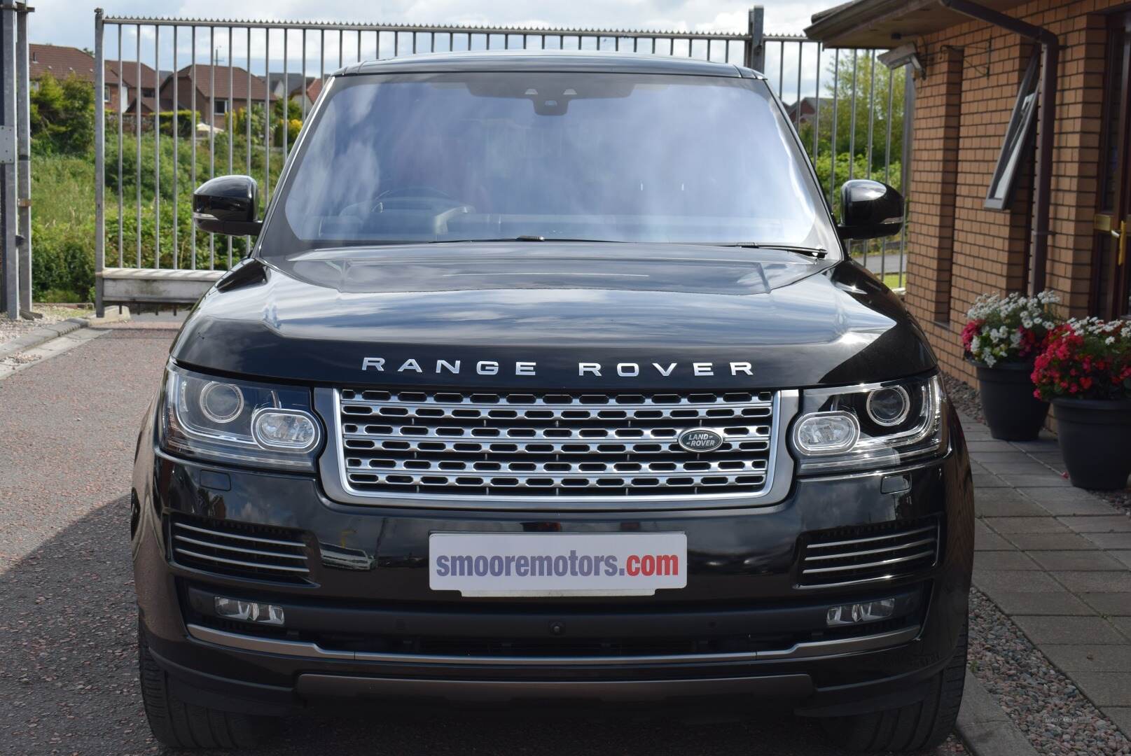 Land Rover Range Rover DIESEL ESTATE in Antrim