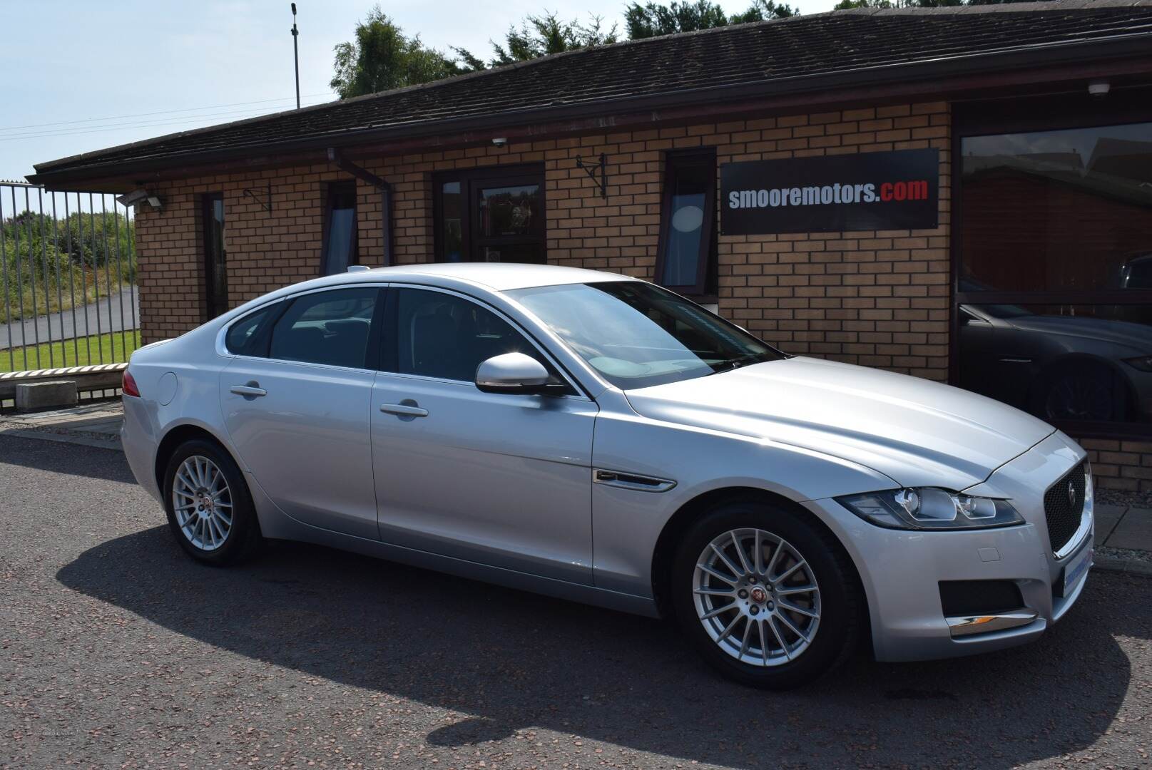 Jaguar XF DIESEL SALOON in Antrim