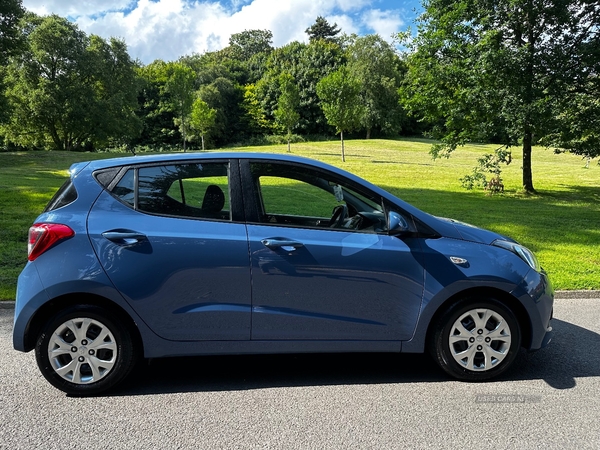 Hyundai i10 HATCHBACK in Antrim