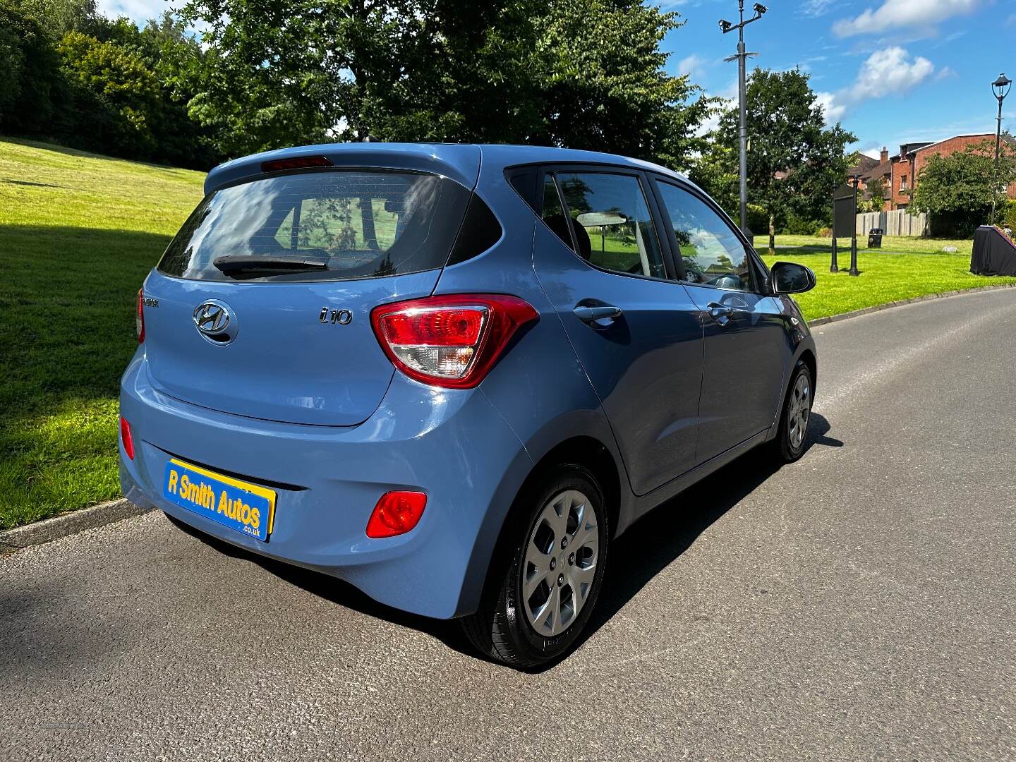 Hyundai i10 HATCHBACK in Antrim