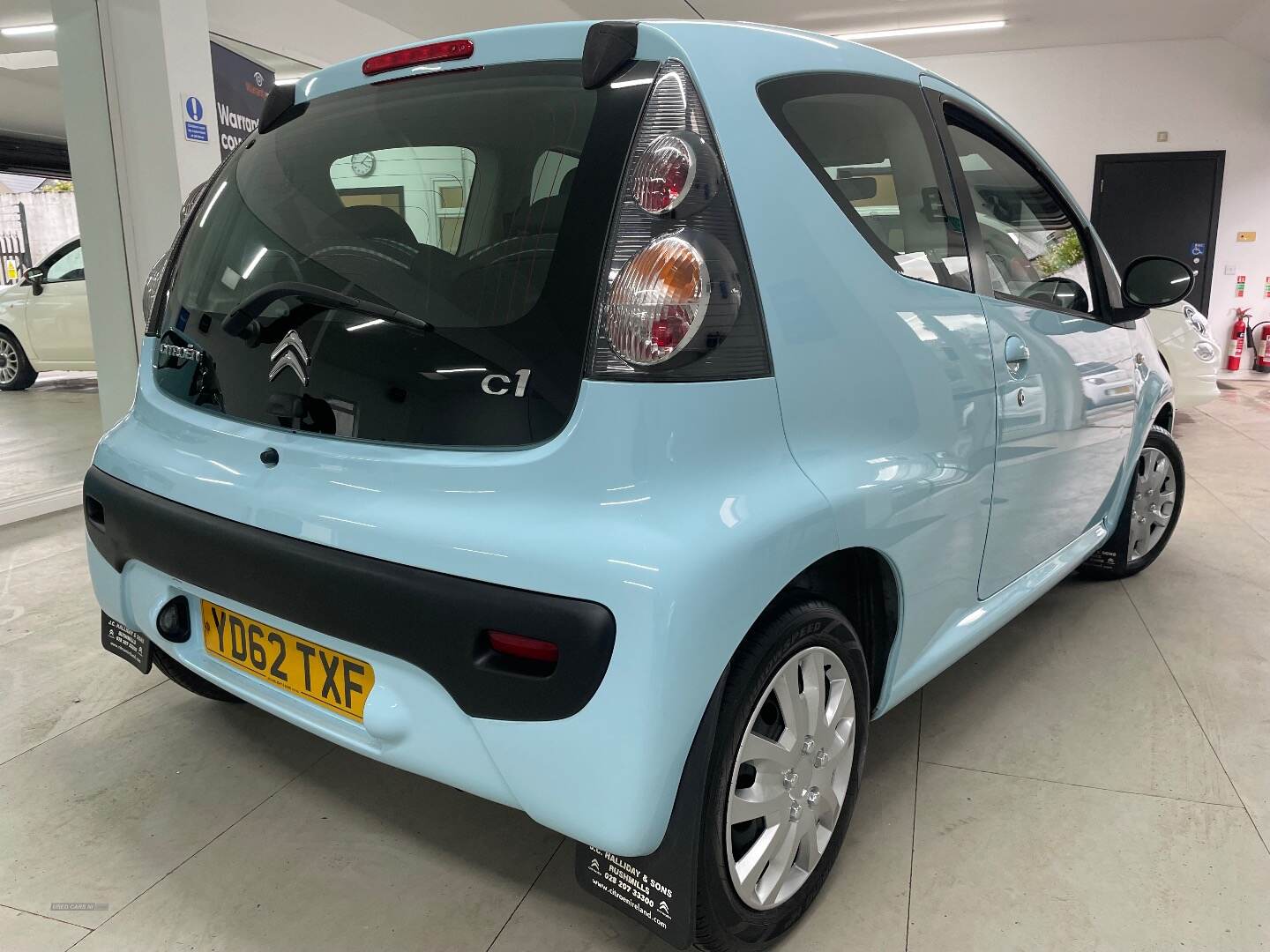 Citroen C1 HATCHBACK in Down