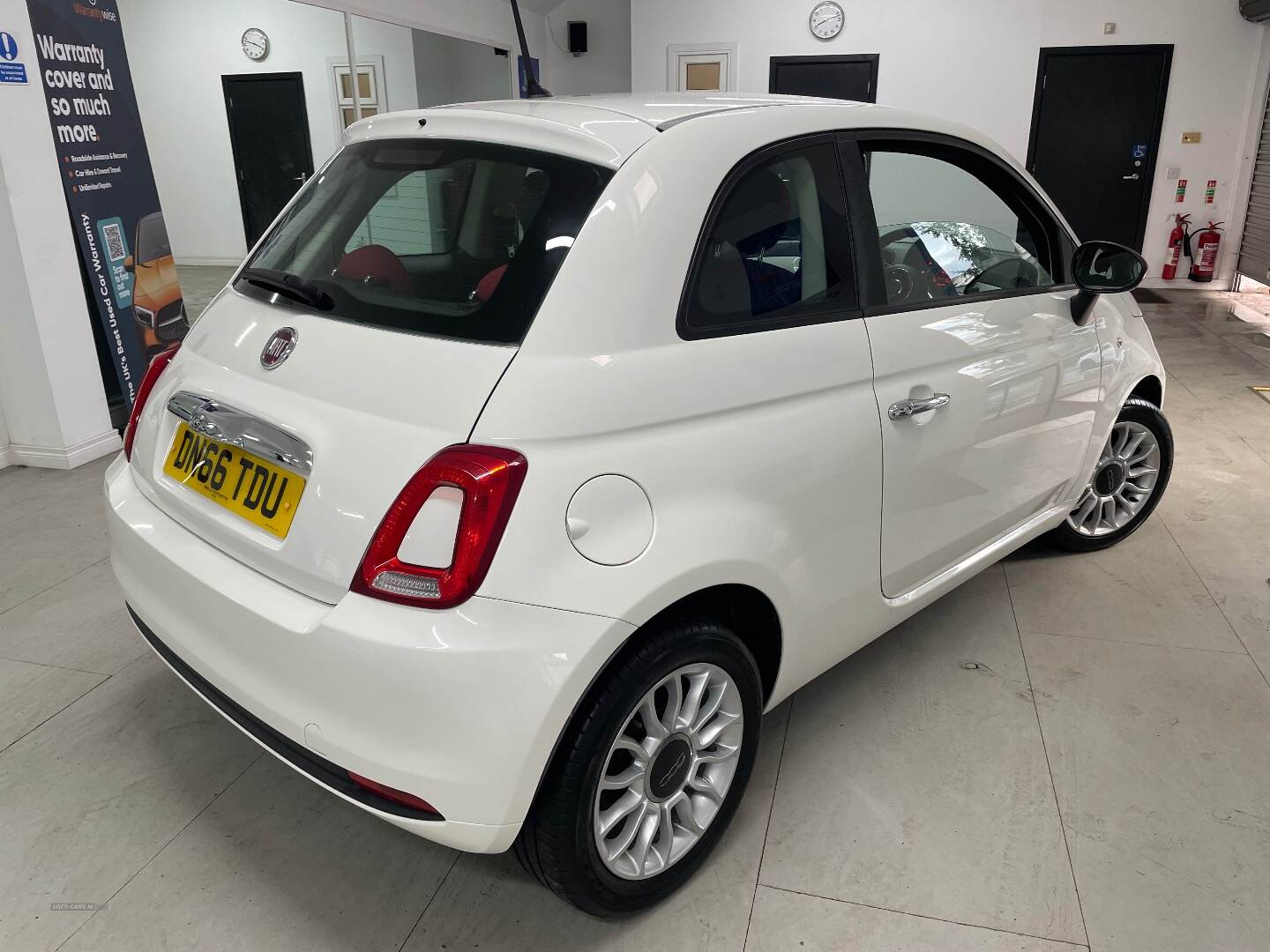 Fiat 500 HATCHBACK in Down