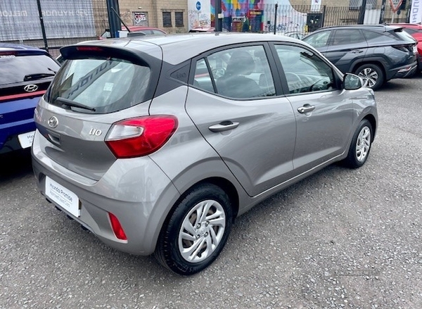 Hyundai i10 HATCHBACK in Down