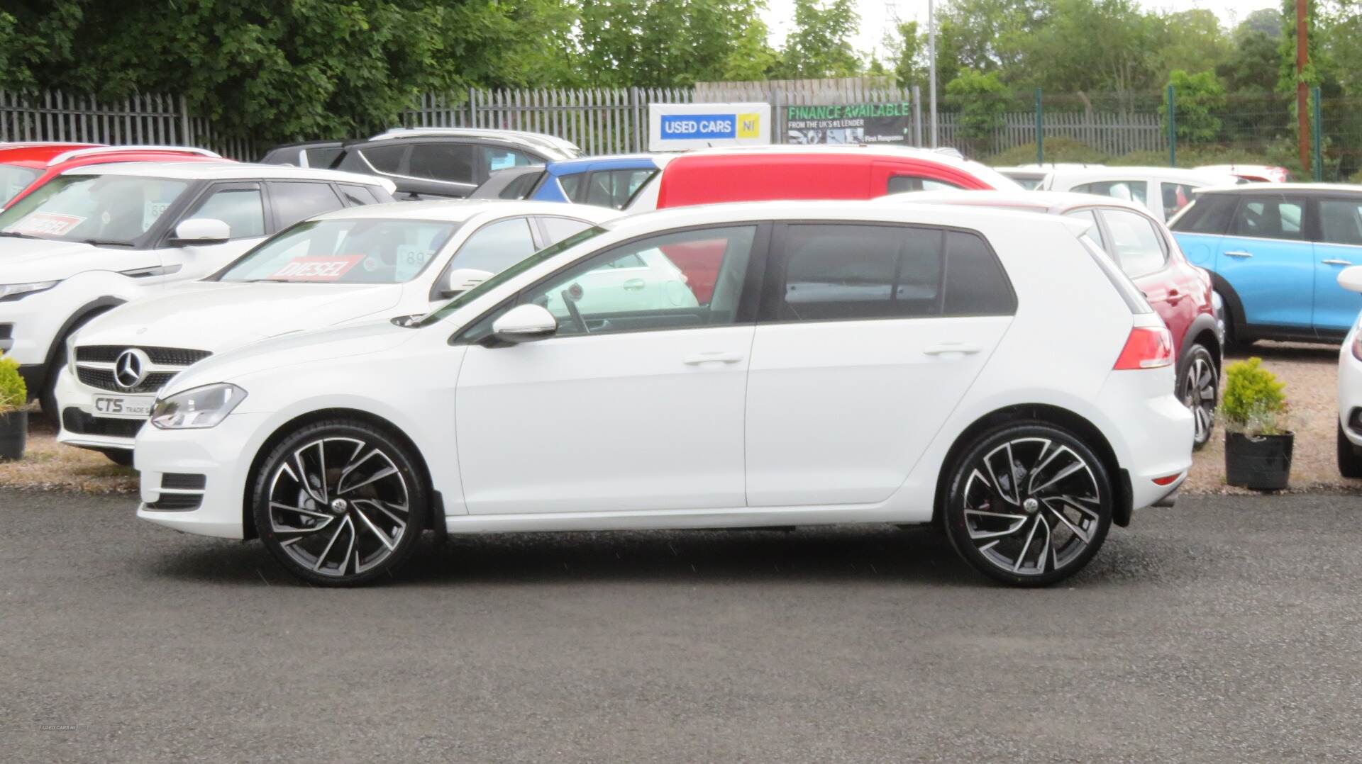 Volkswagen Golf DIESEL HATCHBACK in Derry / Londonderry