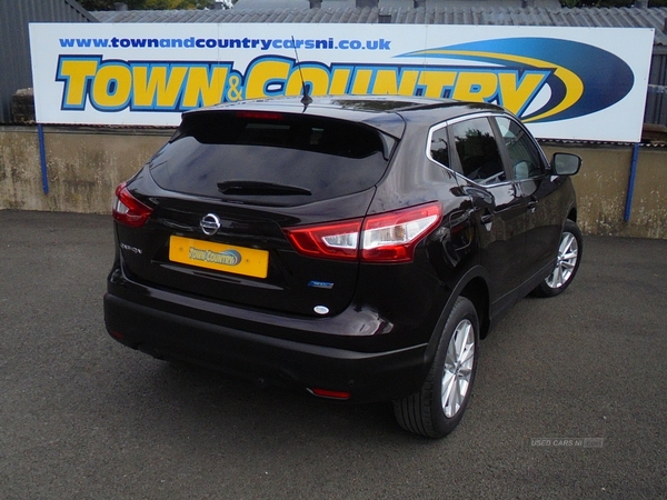 Nissan Qashqai DIESEL HATCHBACK in Antrim