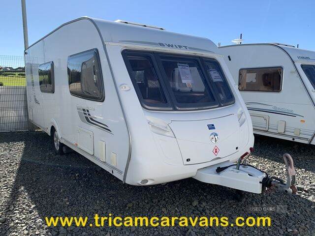  2008 Swift Challenger 530/4, End Washroom, Side Dinette, Mover