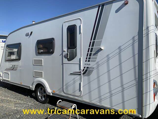  2008 Swift Challenger 530/4, End Washroom, Side Dinette, Mover