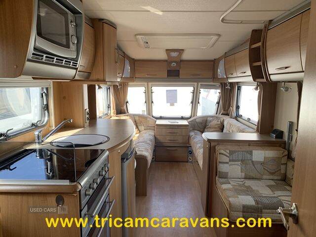  2008 Swift Challenger 530/4, End Washroom, Side Dinette, Mover