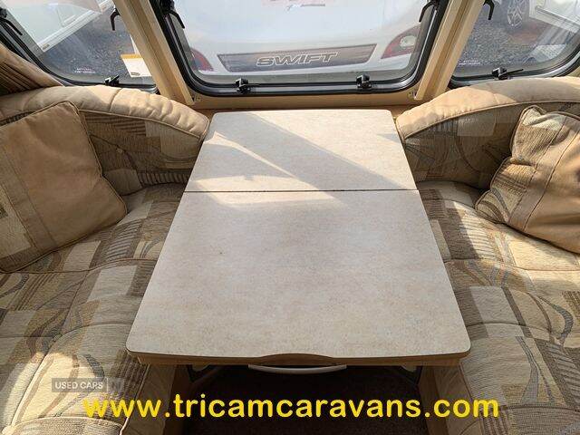  2008 Swift Challenger 530/4, End Washroom, Side Dinette, Mover