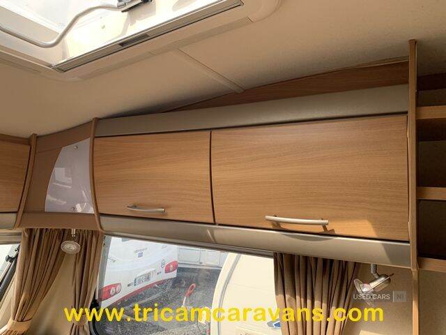  2008 Swift Challenger 530/4, End Washroom, Side Dinette, Mover
