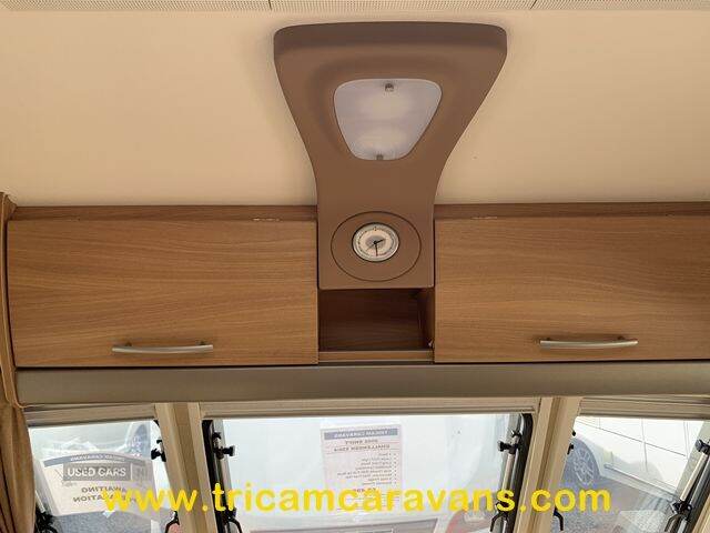  2008 Swift Challenger 530/4, End Washroom, Side Dinette, Mover