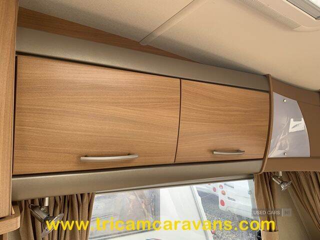  2008 Swift Challenger 530/4, End Washroom, Side Dinette, Mover