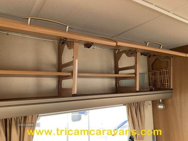  2008 Swift Challenger 530/4, End Washroom, Side Dinette, Mover