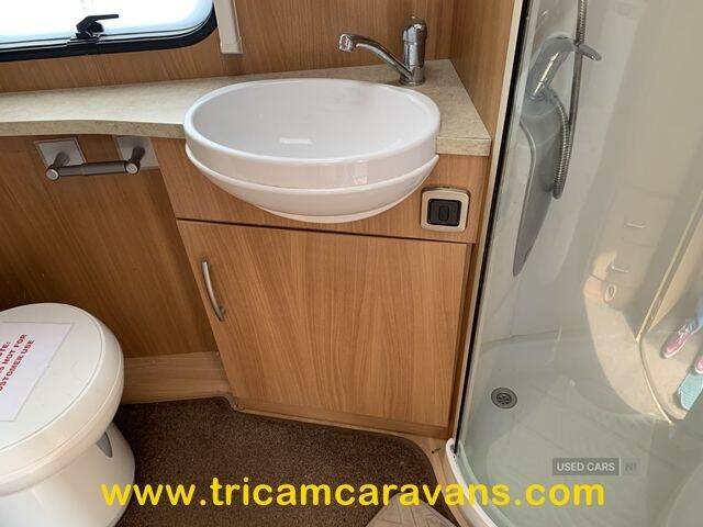  2008 Swift Challenger 530/4, End Washroom, Side Dinette, Mover