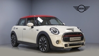 MINI Hatch 2.0 Cooper S Exclusive Hatchback 5dr Petrol Steptronic Euro 6 (s/s) (192 ps) in City of Edinburgh