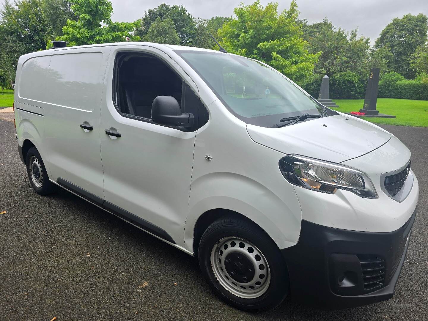 Peugeot Expert STANDARD DIESEL in Antrim