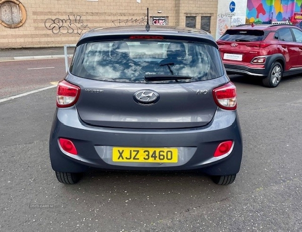 Hyundai i10 HATCHBACK in Down