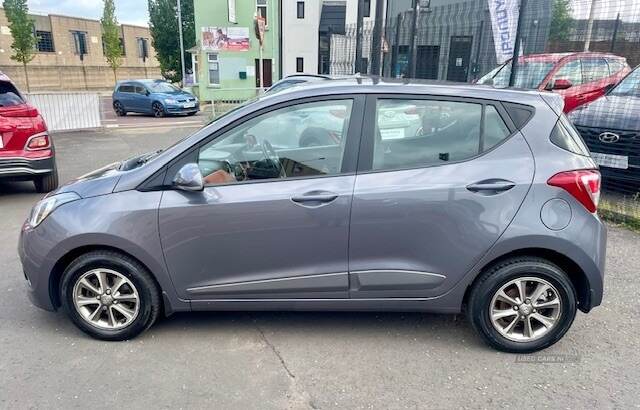 Hyundai i10 HATCHBACK in Down