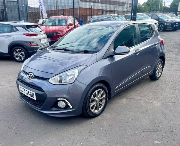 Hyundai i10 HATCHBACK in Down