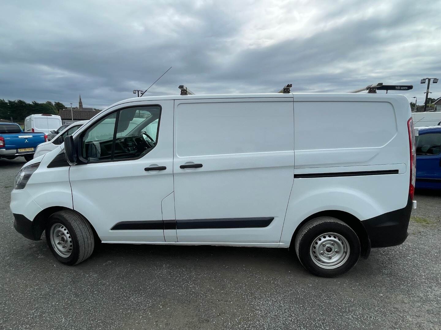 Ford Transit Custom 300 L1 DIESEL FWD in Down