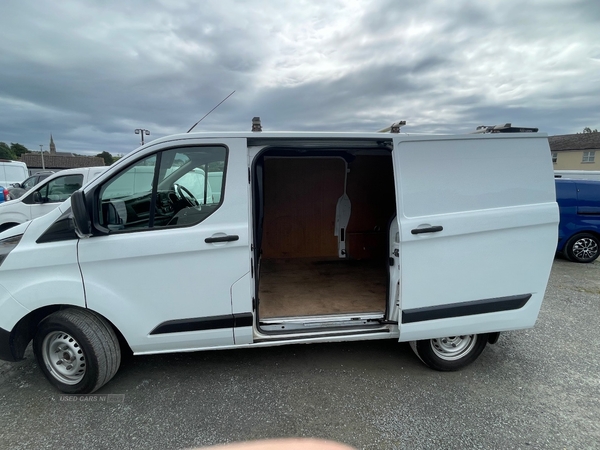 Ford Transit Custom 300 L1 DIESEL FWD in Down