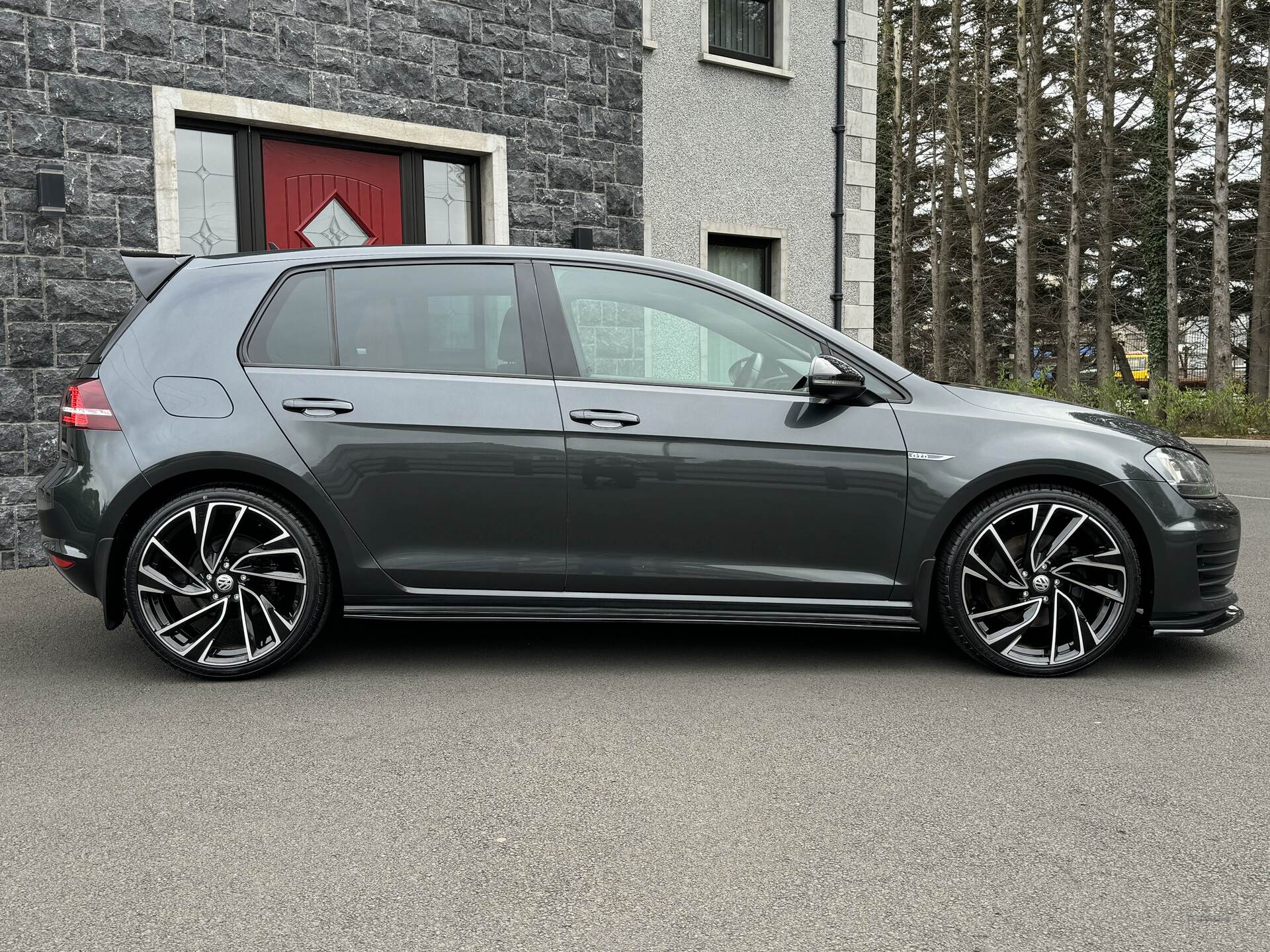 Volkswagen Golf DIESEL HATCHBACK in Antrim