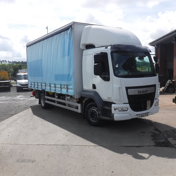 Daf 2015 Daf LF280 Euro 6 20ft curtainsider . 15000kg in Down