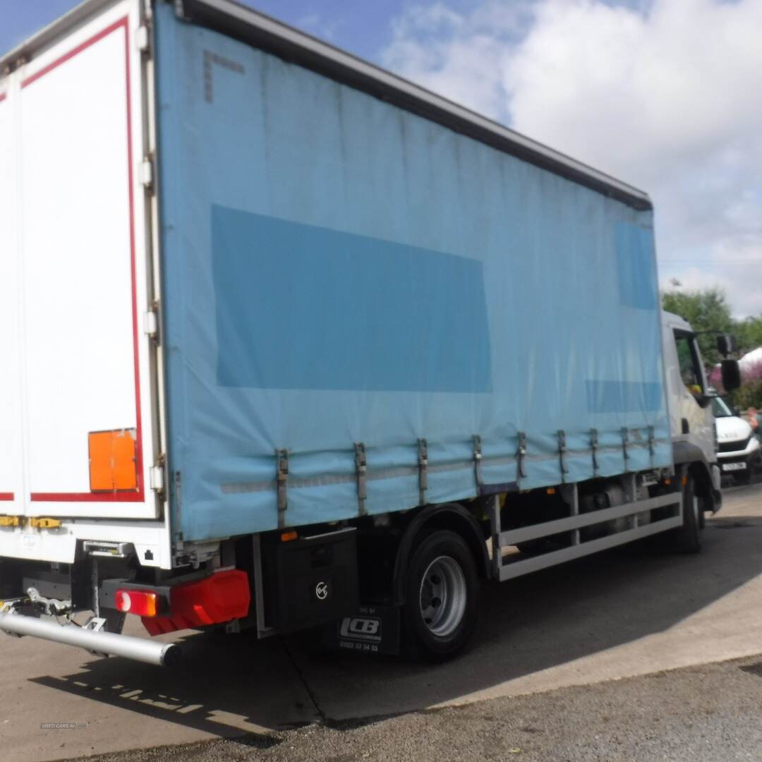 Daf 2015 Daf LF280 Euro 6 20ft curtainsider . 15000kg in Down