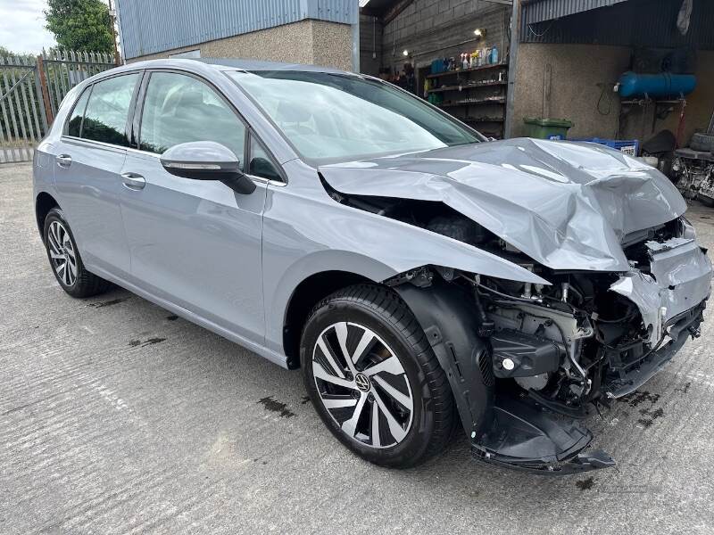  2024 Volkswagen Golf STYLE 1.4TSi HYBRID AUTO 5dr