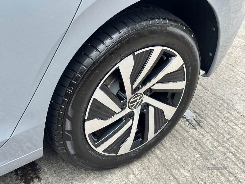  2024 Volkswagen Golf STYLE 1.4TSi HYBRID AUTO 5dr