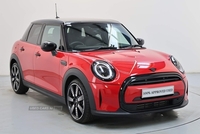 MINI Hatch 1.5 Cooper Exclusive Hatchback 5dr Petrol Manual Euro 6 (s/s) (136 ps) in Derry / Londonderry