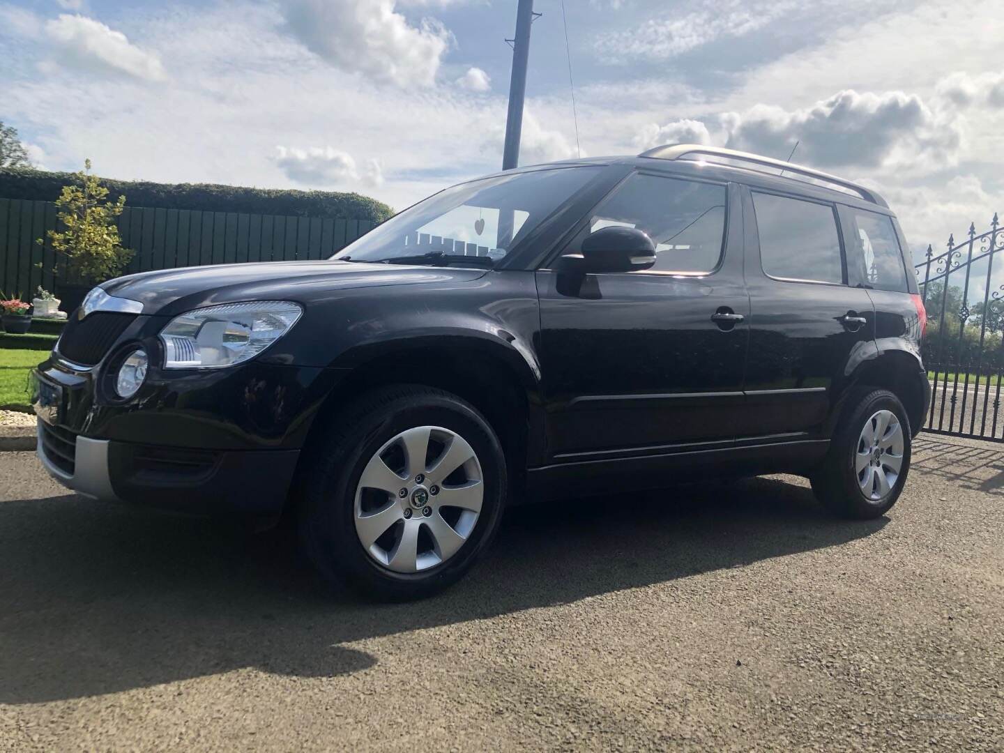 Skoda Yeti DIESEL ESTATE in Antrim