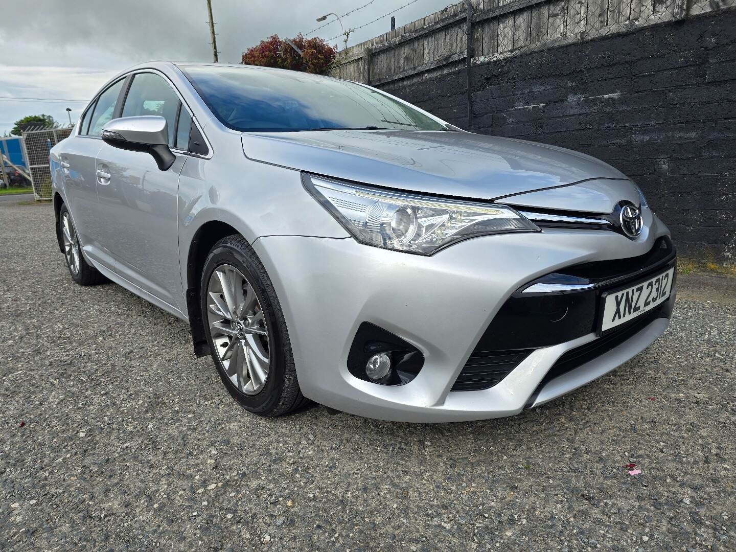 Toyota Avensis DIESEL SALOON in Down