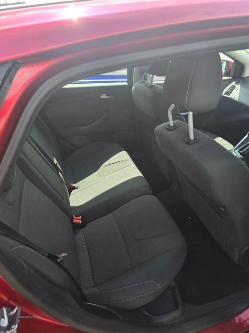 Mar 2014 Ford Focus 1.6 TDCi Titanium Navigator ECOnetic 5dr