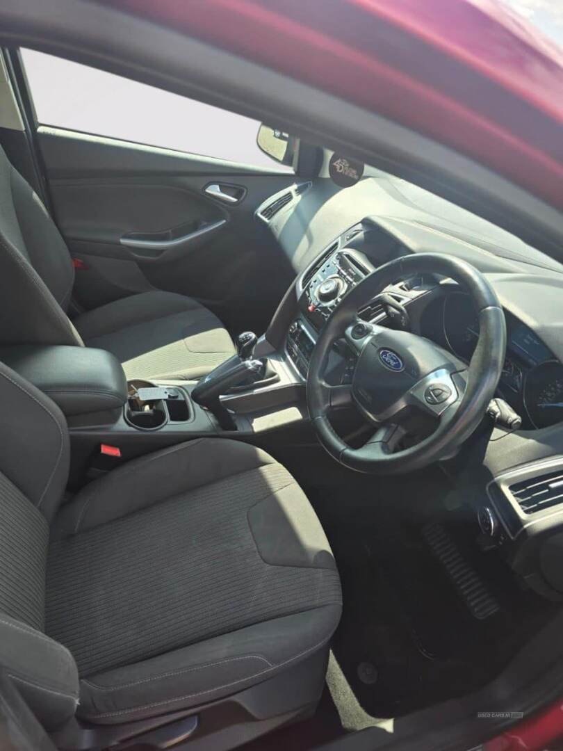 Mar 2014 Ford Focus 1.6 TDCi Titanium Navigator ECOnetic 5dr