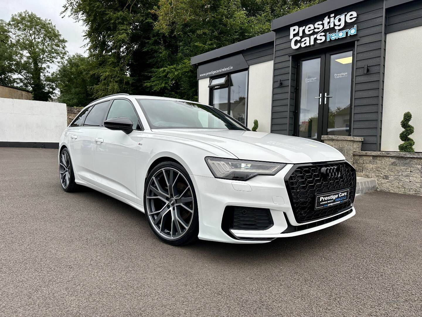 Audi A6 DIESEL AVANT in Tyrone