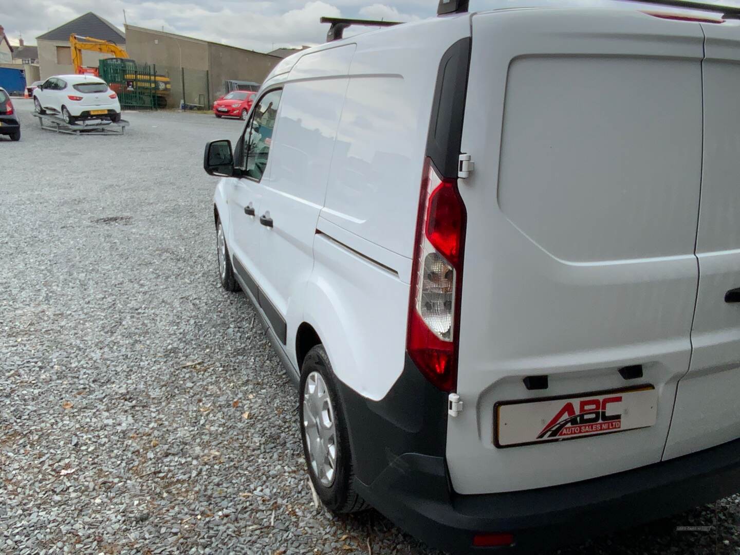 Ford Transit Connect 200 L1 DIESEL in Armagh