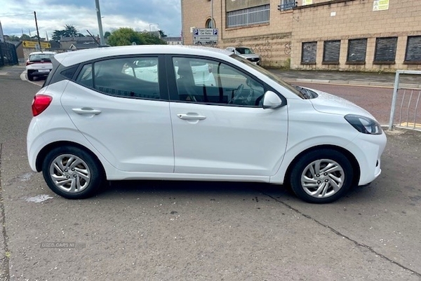 Hyundai i10 HATCHBACK in Down