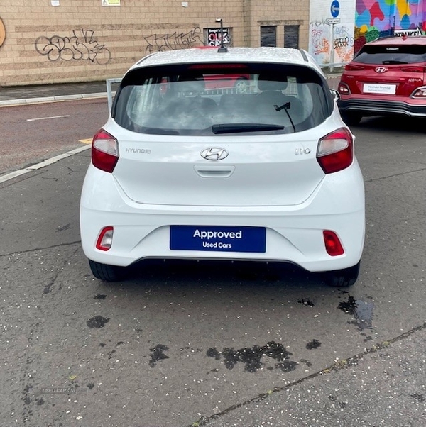 Hyundai i10 HATCHBACK in Down