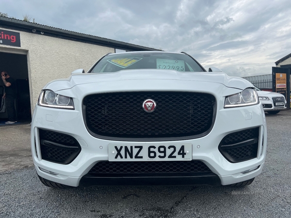 Jaguar F-Pace DIESEL ESTATE in Down