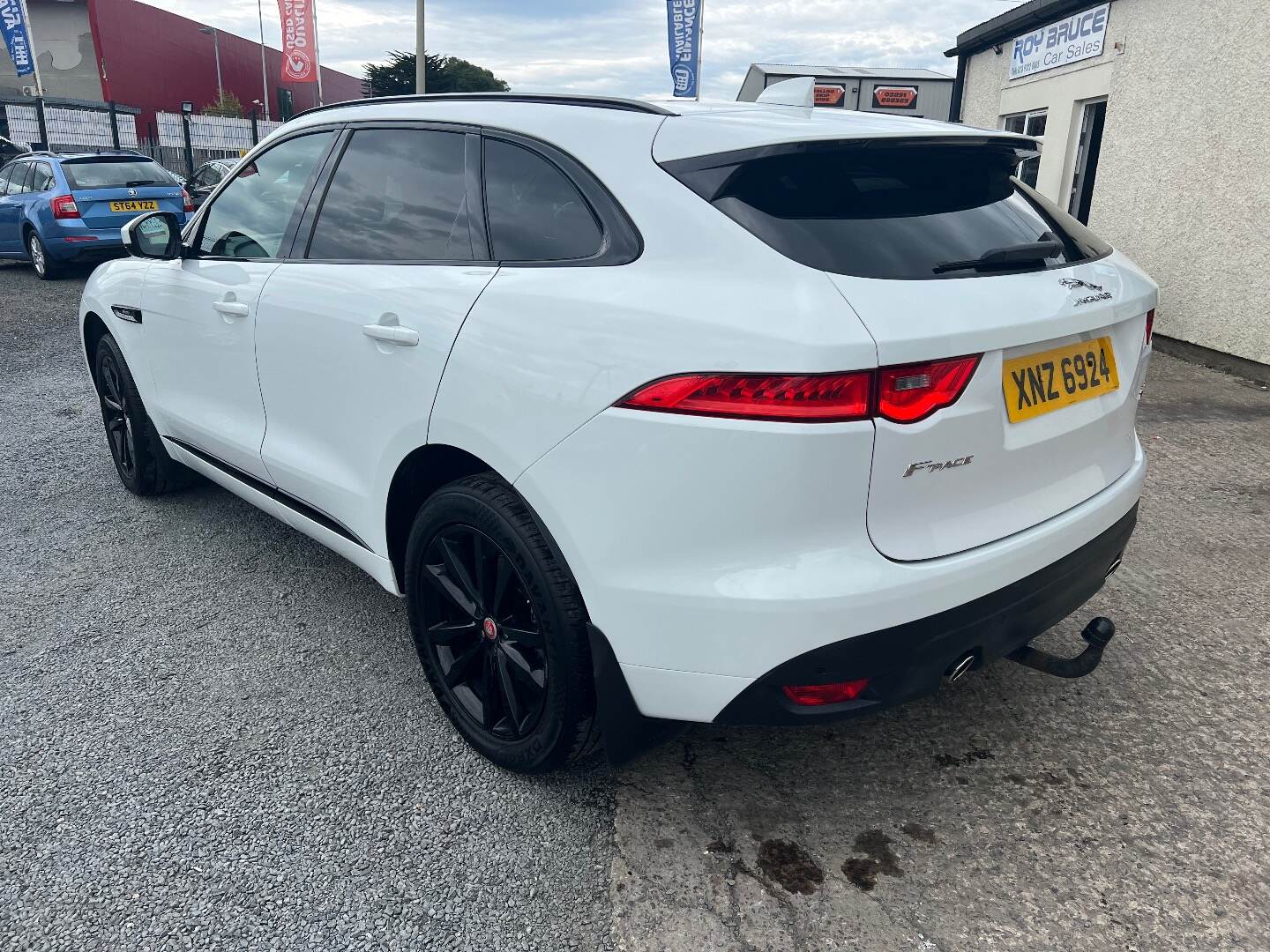 Jaguar F-Pace DIESEL ESTATE in Down