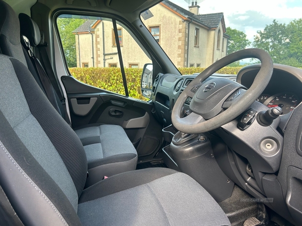 Nissan NV400 F33 L2 DIESEL in Derry / Londonderry