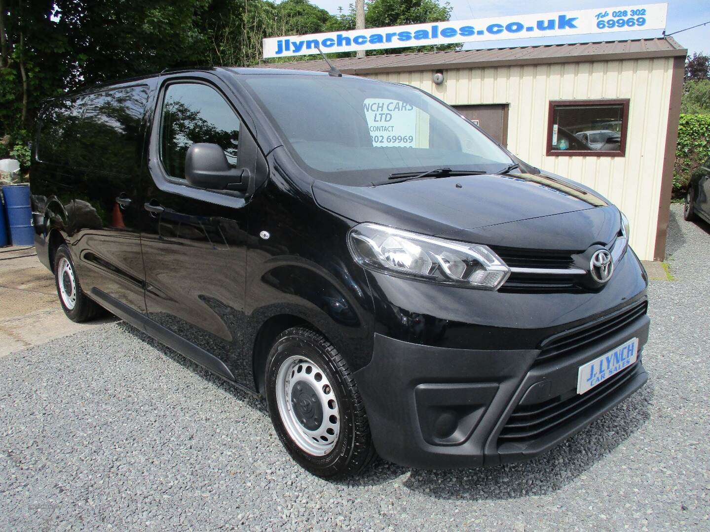 Toyota Proace 2.0 D-4D ACTIVE LWB in Down