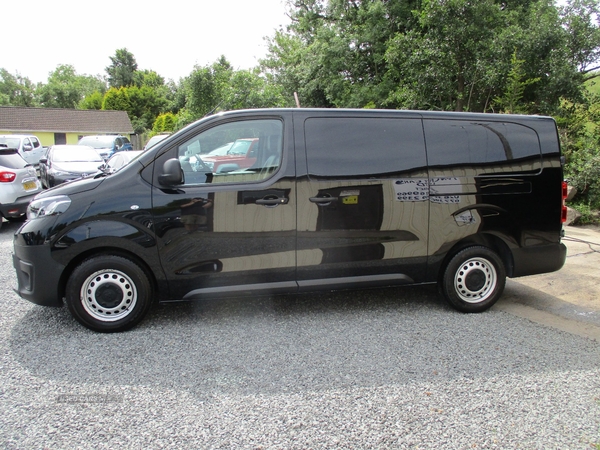 Toyota Proace 2.0 D-4D ACTIVE LWB in Down