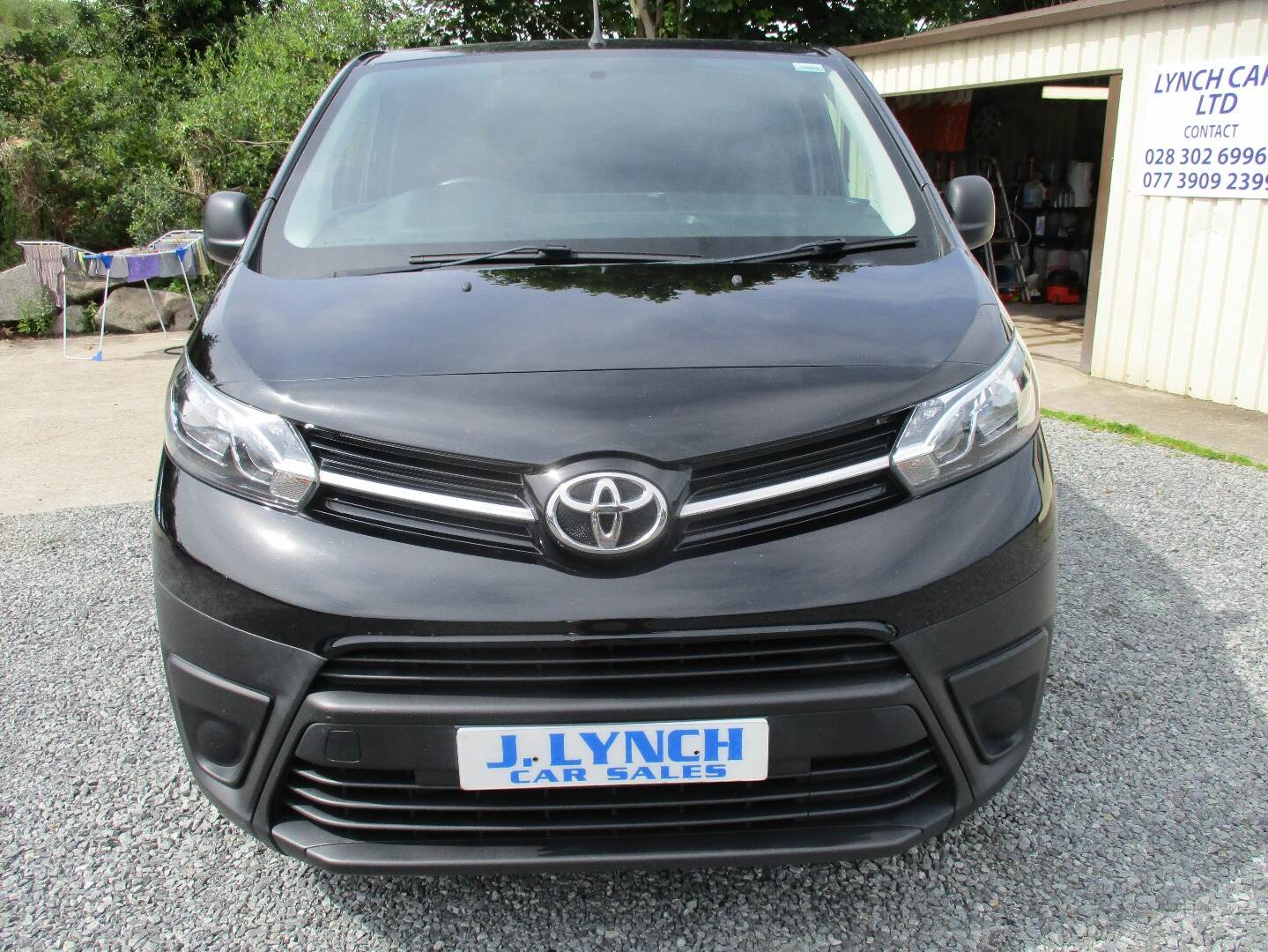 Toyota Proace 2.0 D-4D ACTIVE LWB in Down